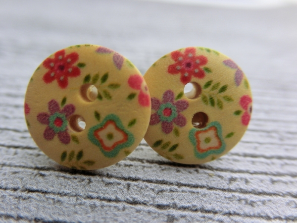 Holzknopf Ohrstecker Blumen Blüten Muser Blatt